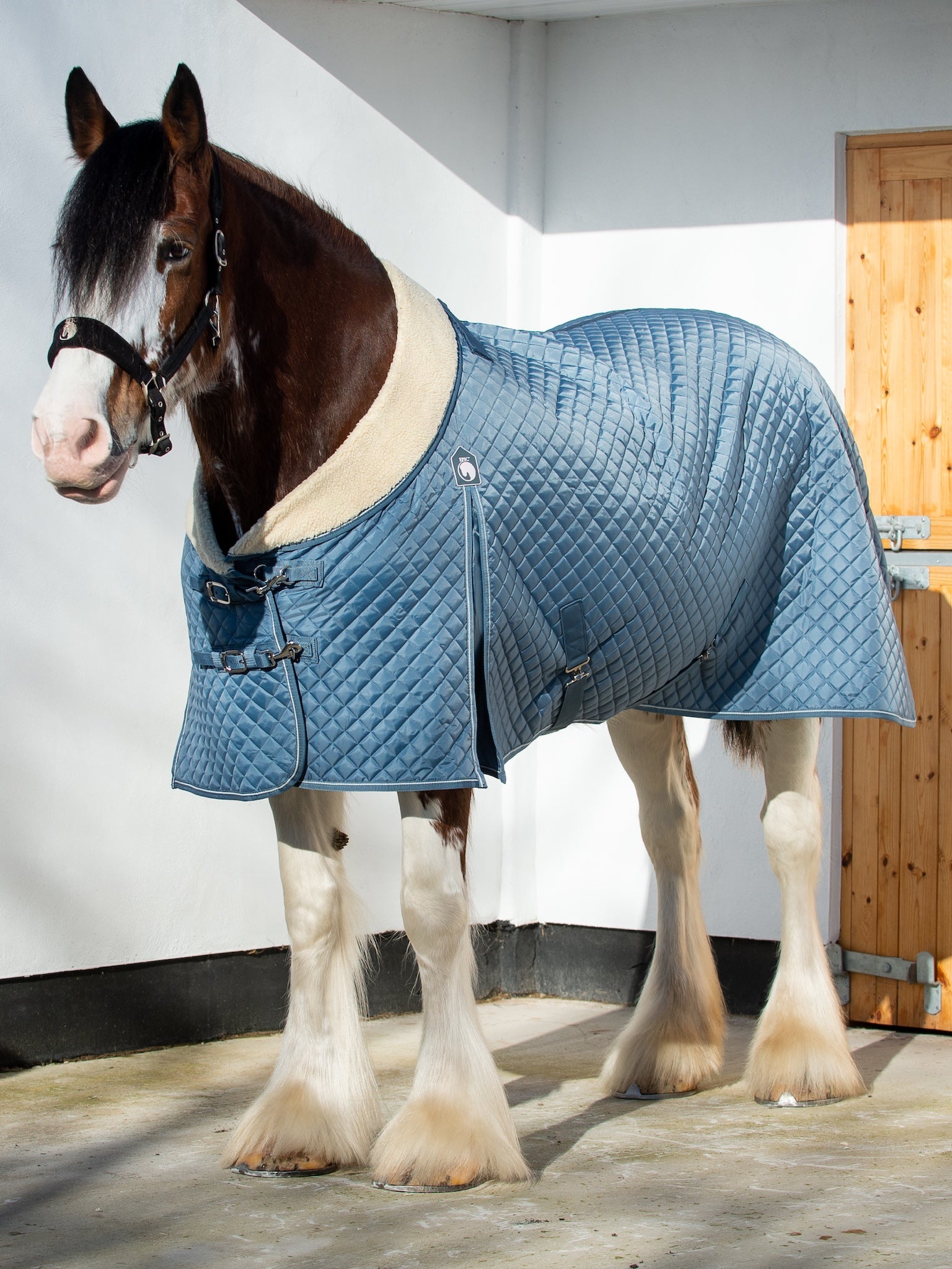 Epic Classic 50g Stable Rug - Broad Fit