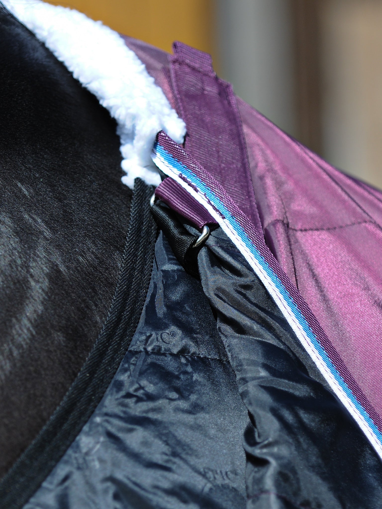 Epic Classic 100g Stable Rug - Broad Fit - Wine