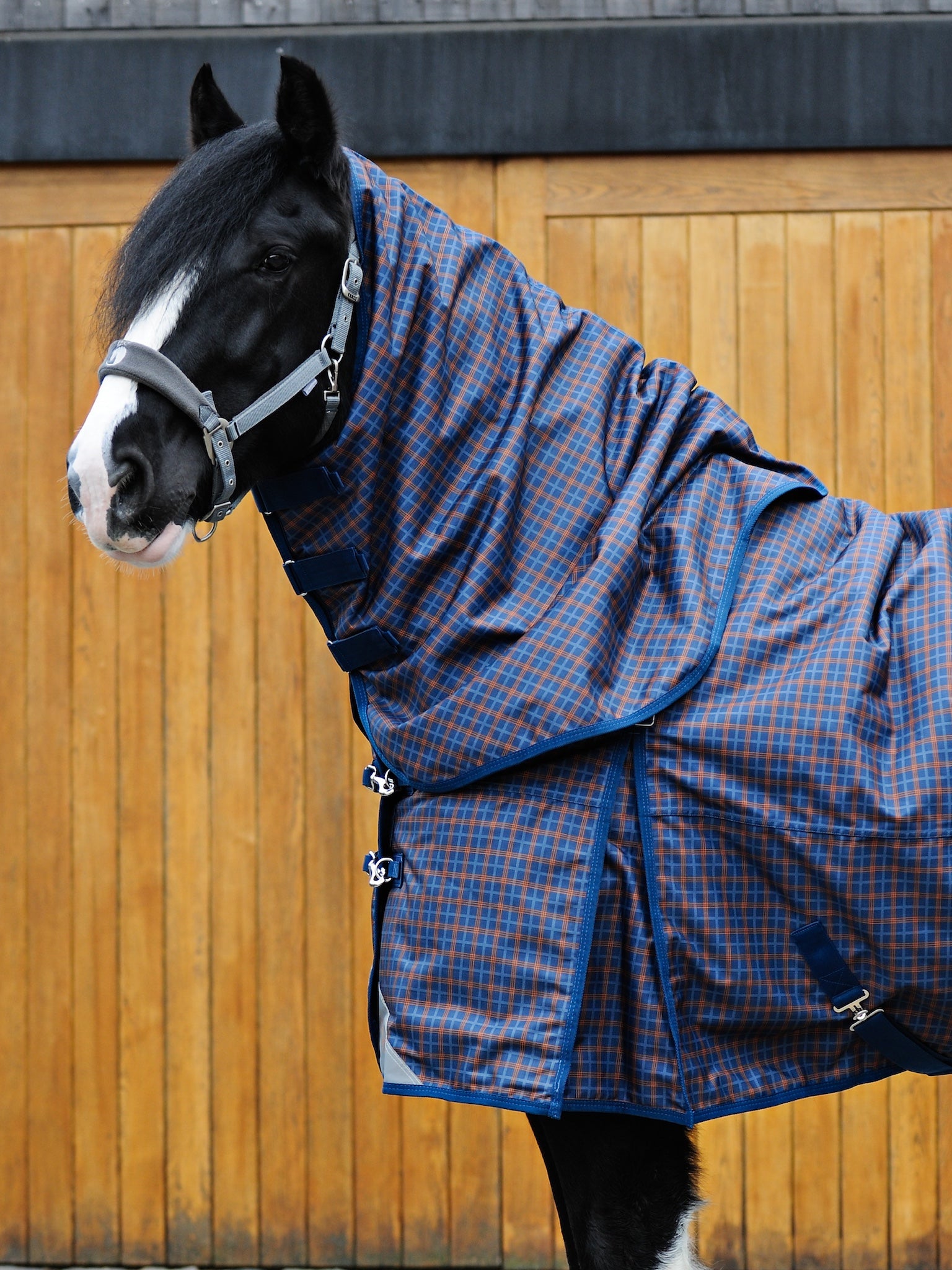 Epic Classic 200g Turnout Hood - Broad Fit