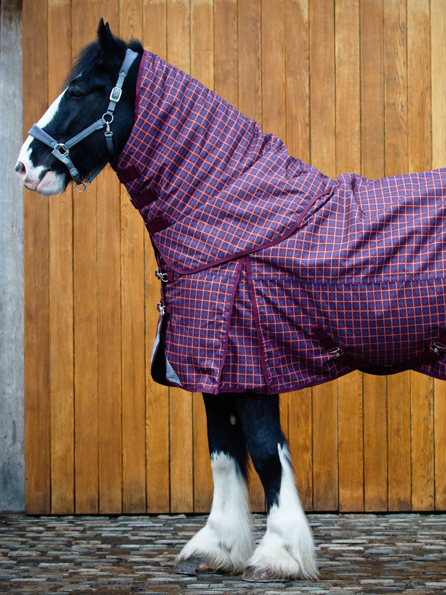 Epic Classic 200g Turnout Hood - Broad Fit