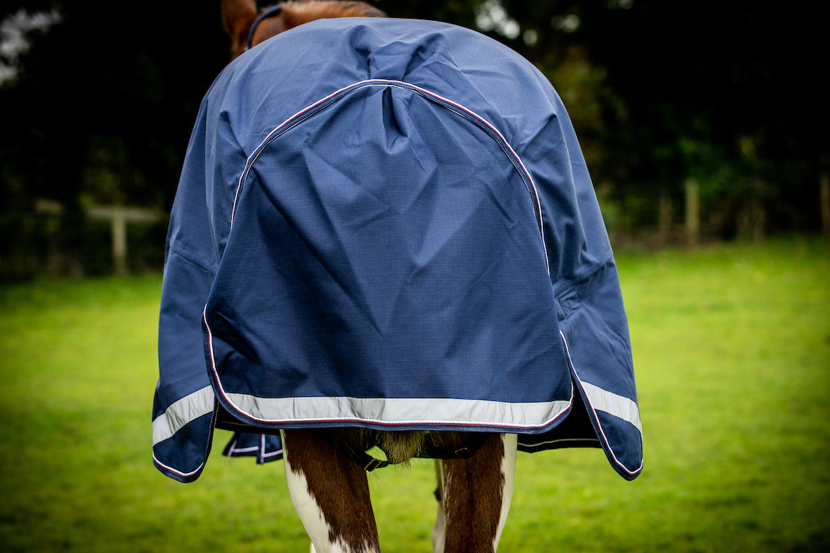 Epic Essential 300g Turnout Rug - Broad Fit
