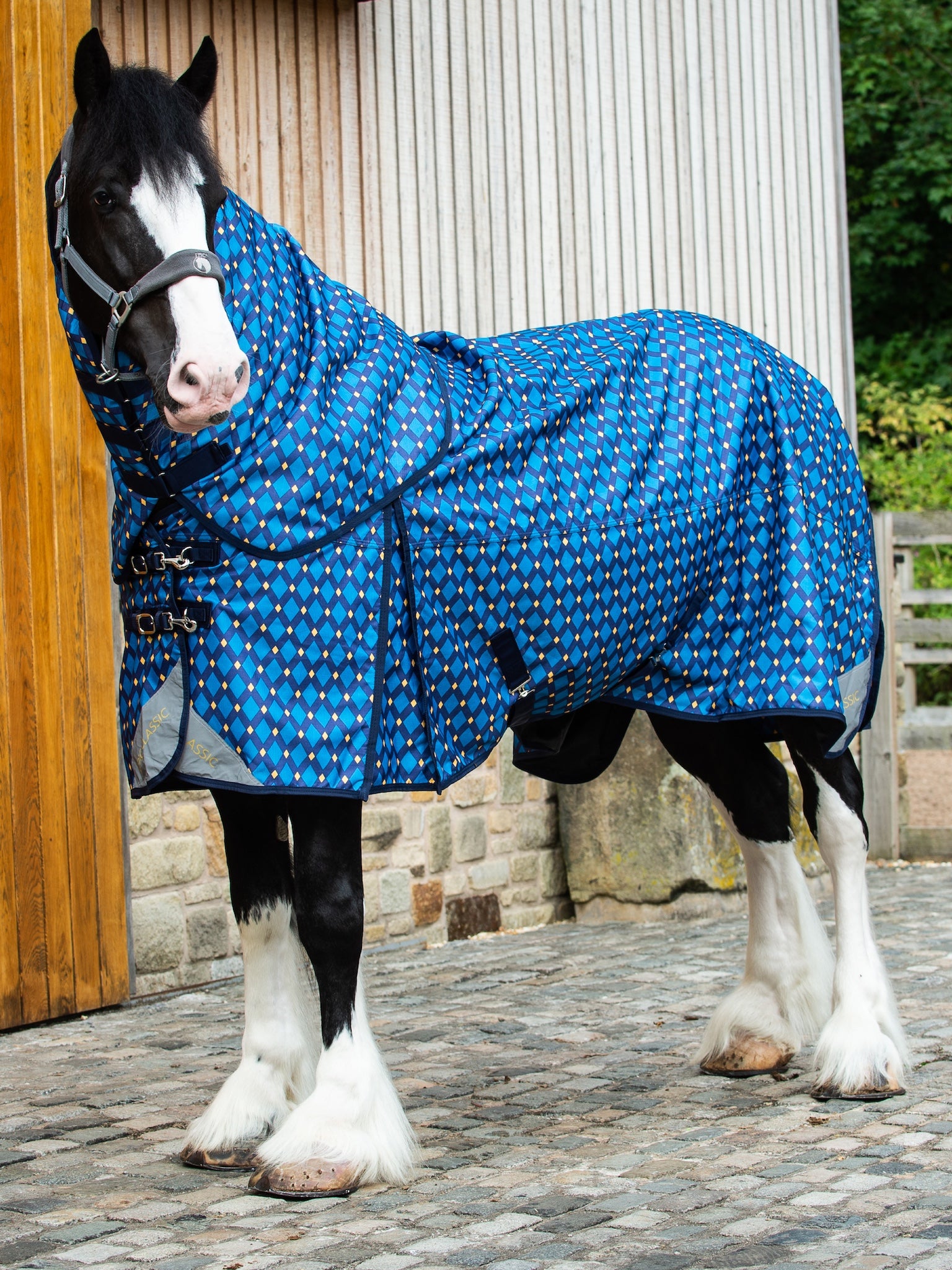 Epic Classic 100g Turnout Hood - Broad Fit