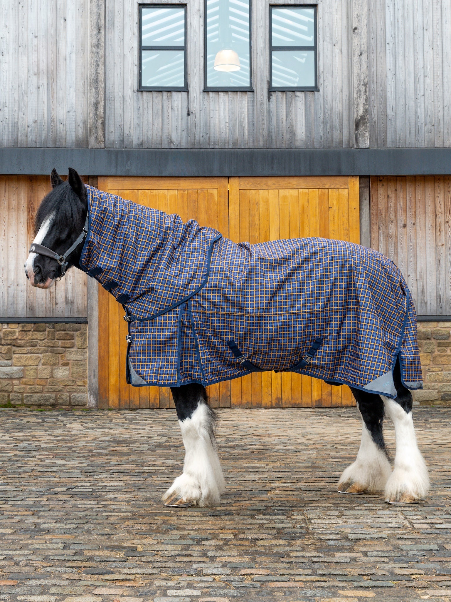 Epic Classic 50g Turnout Hood - Broad Fit