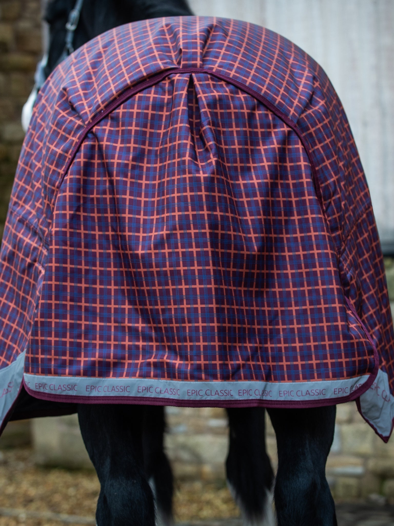 Epic Classic 200g Turnout Rug - Broad Fit